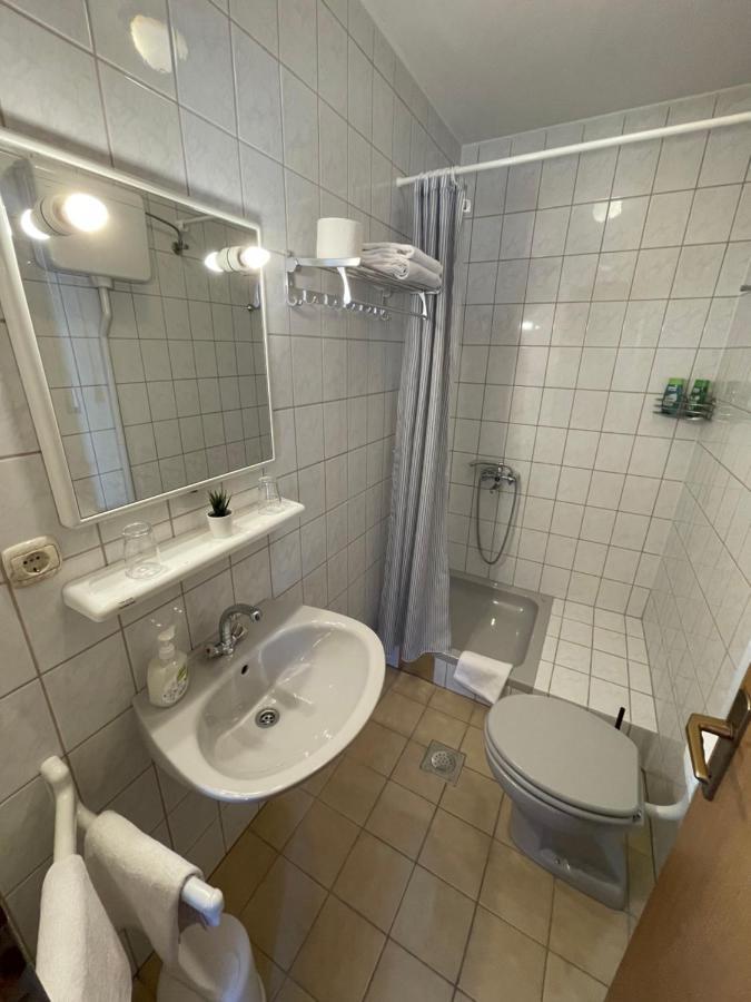 Hard Rock Rooms For Two Livno Exterior foto